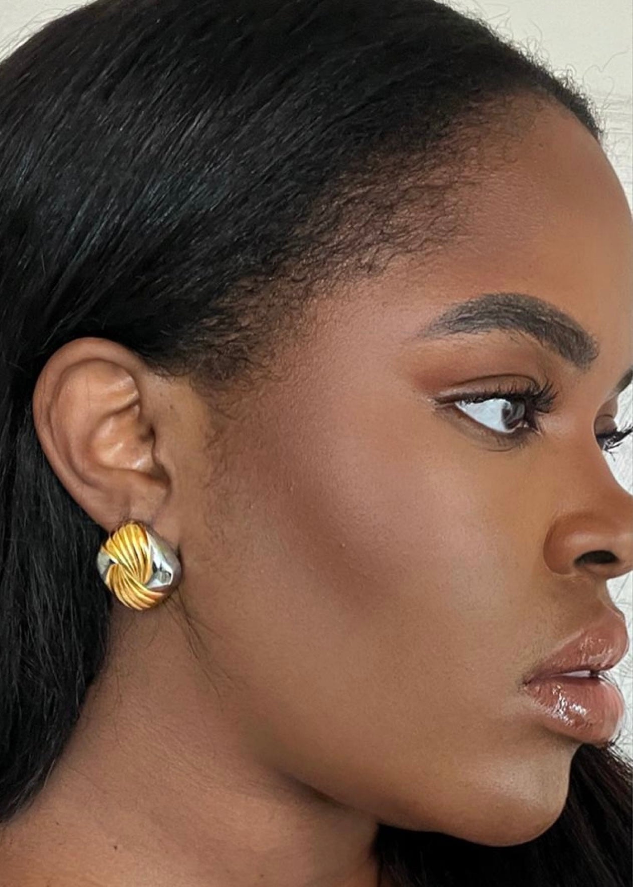 OMA EARRINGS